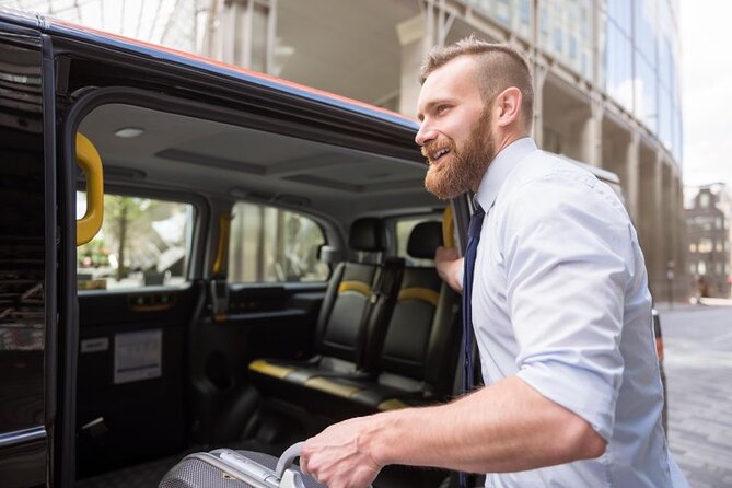 1 to 8 People Private Transfer from Dublin Airport to City Centre - Finding Zone 18 after your flight