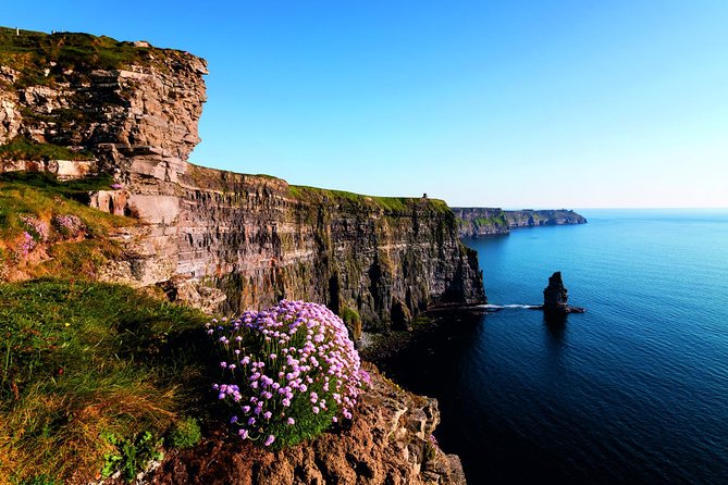 2-Day Southern Ireland Tour from Dublin:Including Blarney and Cliffs of Moher - A free evening in Cork