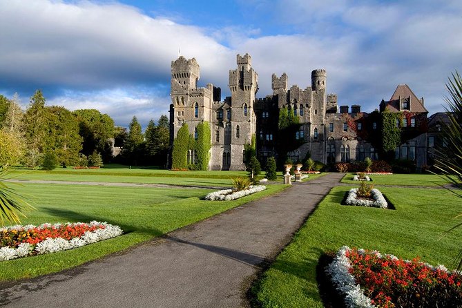 3-Day Southern Ireland Tour Including Galway and Kerry from Dublin - Day two: the Atlantic coast, the Burren, and the Cliffs of Moher