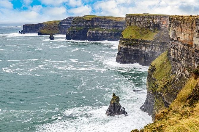 3-Day West Coast Explorer from Dublin Including Admission - The small-group setup and the guide