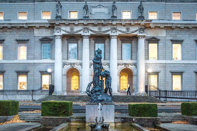 A Self Guided Walking Tour of Dublin's Docklands - A short walk through Dublin’s changing waterfront