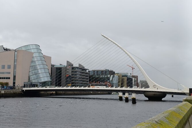 A Self Guided Walking Tour of Dublin's Docklands - Seafarers, emigration, and the Jeanie Johnston