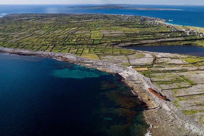 Aran Islands Scenic Flight and Galway Rail Tour from Dublin - Flying over Galway Bay to Inis Mór