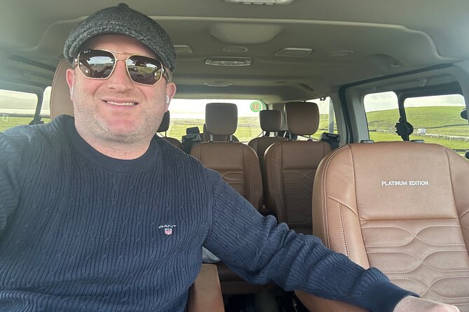 Best Dublin City & Bay Authentic Fun Tour with a True Dubliner - One day that connects Dublin’s scattered stories