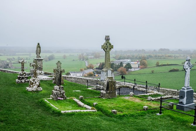 Blarney, Rock of Cashel & Cahir Castles Day Tour From Dublin - Three castles, one very long Irish day
