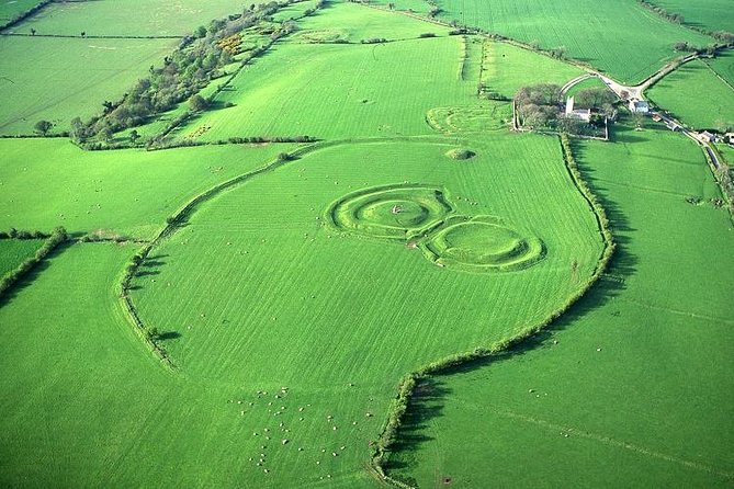 Celtic Boyne Valley & Ancient Sites Day Tour From Dublin - Hill of Tara: where Irish kings once ruled