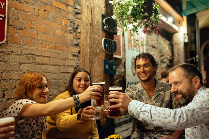 Classic Irish Pubs Private Tour of Dublin: Live Music, Beer and Nightlife - A private way to meet Dublin after dark