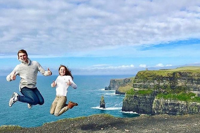 Cliffs of Moher Day Tour from Dublin: Including The Wild Atlantic Way - Kinvara and Dunguaire Castle start the western story