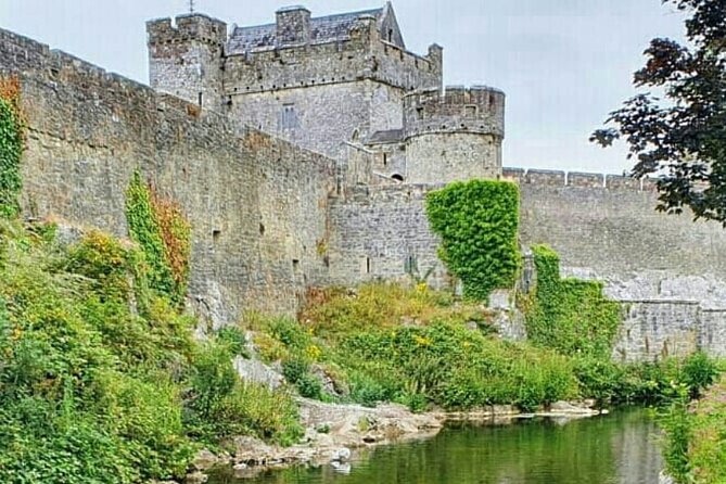 Cork City, Cahir Castle and Rock of Cashel Tour with Spanish Speaking Guide - Cork in Two Hours: Pick One Clear Plan