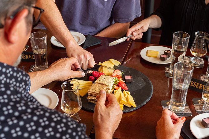 Deluxe Whiskey and Food Tasting in Dublin - Walking through Dublin’s Georgian district