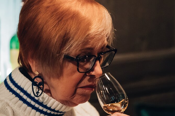 Dublin 6 Whiskey Tasting & 3 Food Pairing Walking Tour with Local - Is $102.12 good value?