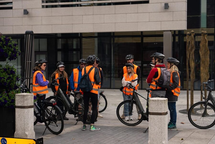 Dublin: Bike & E-Bike Tour with a Local Guide - The Royal Hospital Kilmainham and the ride back toward the center