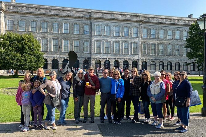 Dublin Book of Kells, Castle and Molly Malone Statue Guided Tour - Molly Malone and a bit of Dublin song
