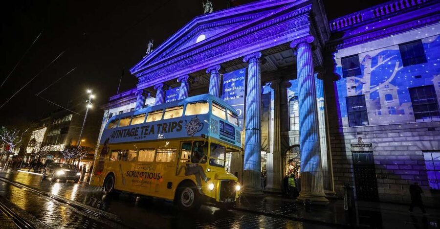 Dublin: Christmas Lights Festive Bus Tour with Afternoon Tea - How the 80-minute route unfolds