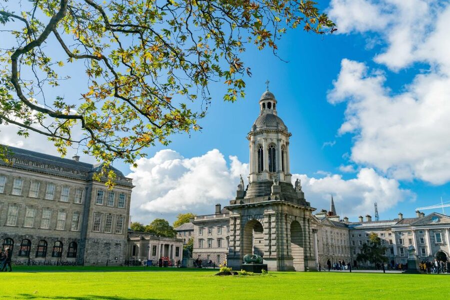 Dublin City Walking Tour, Vikings, St. Partick, Highlights - St Stephen’s Green and the story of 1916