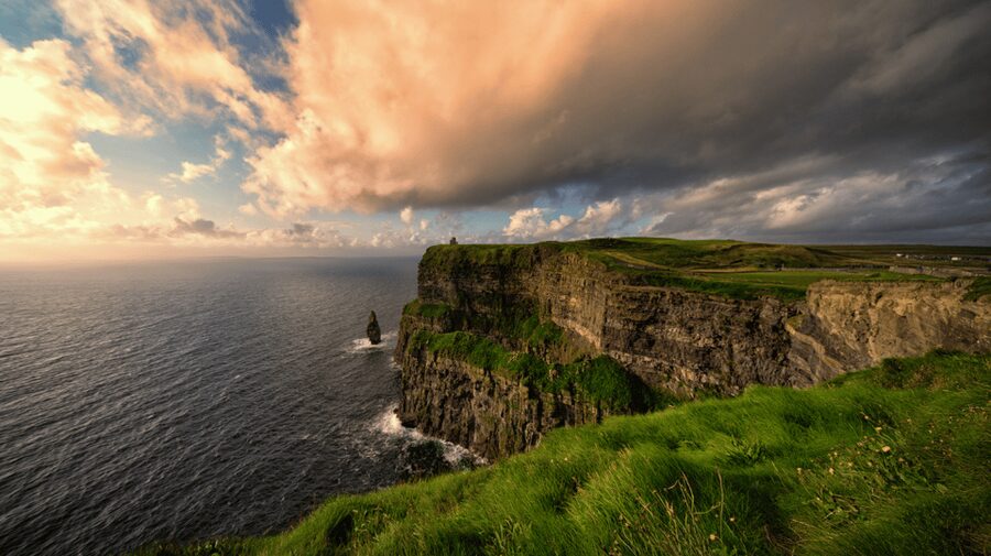 Dublin: Cliffs of Moher, Ennis, & Bunratty Castle Day Tour - The return to Dublin