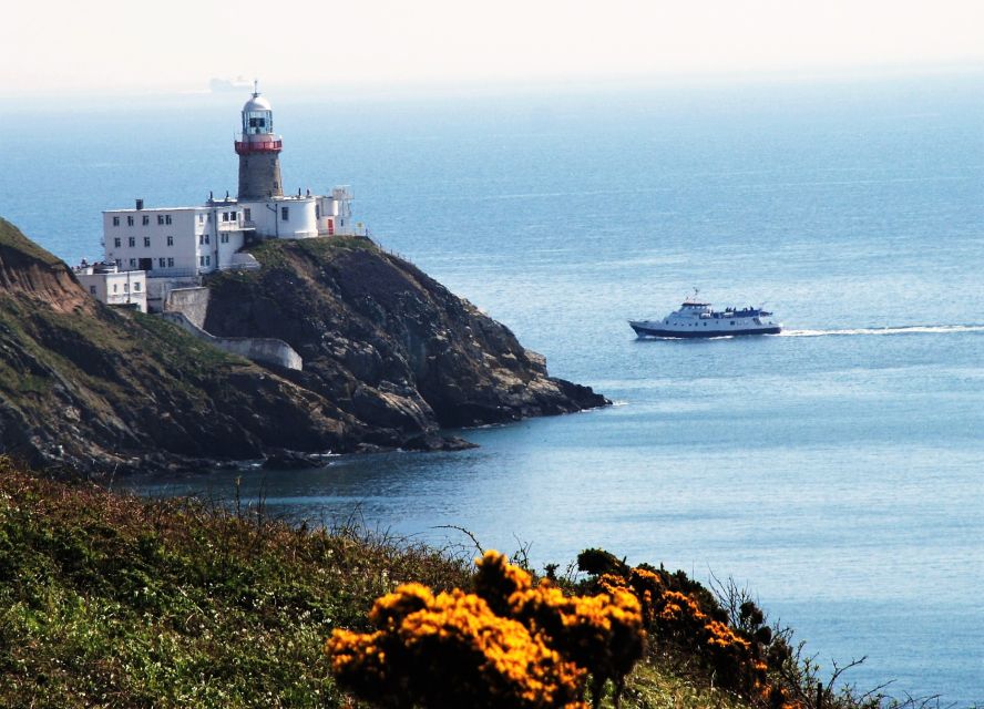 Dublin: Dublin Bay Cruise from Dun Laoghaire to Howth - The 60 to 70 minute crossing