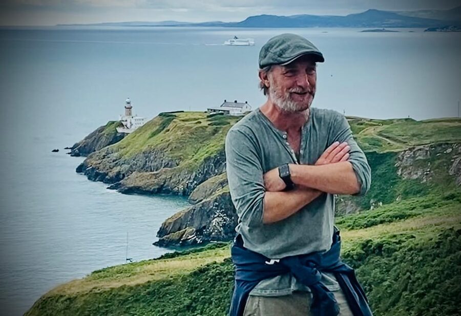 Dublin: Dublin Coastal Hike and Pints & Puppies - Starting beside the marina with a local guide and dog