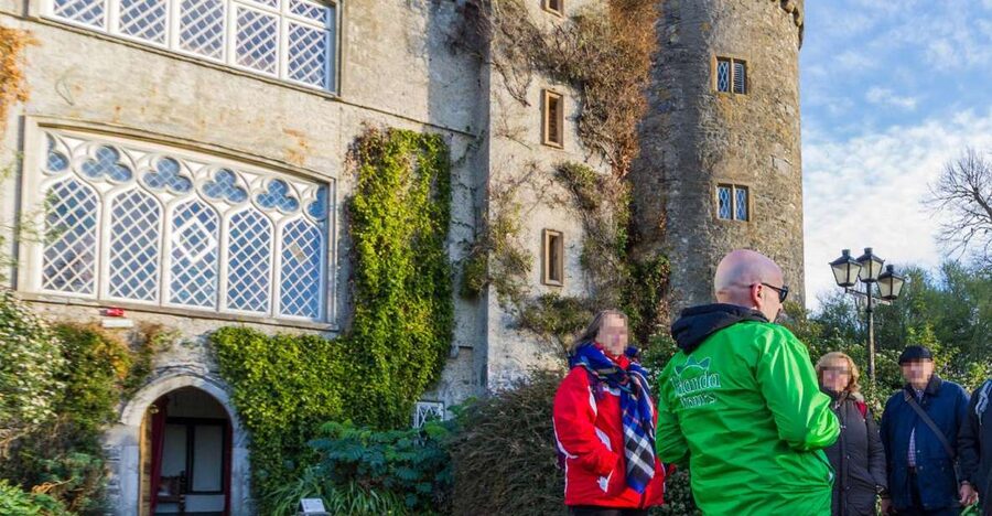 Dublin: Full-Day Howth and Malahide Castle Tour - From Dublin city to Casino Marino