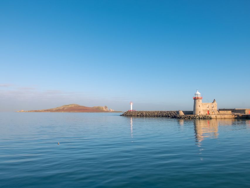 Dublin: Full-Day Howth and Malahide Castle Tour - Howth summit and the walk to the harbor