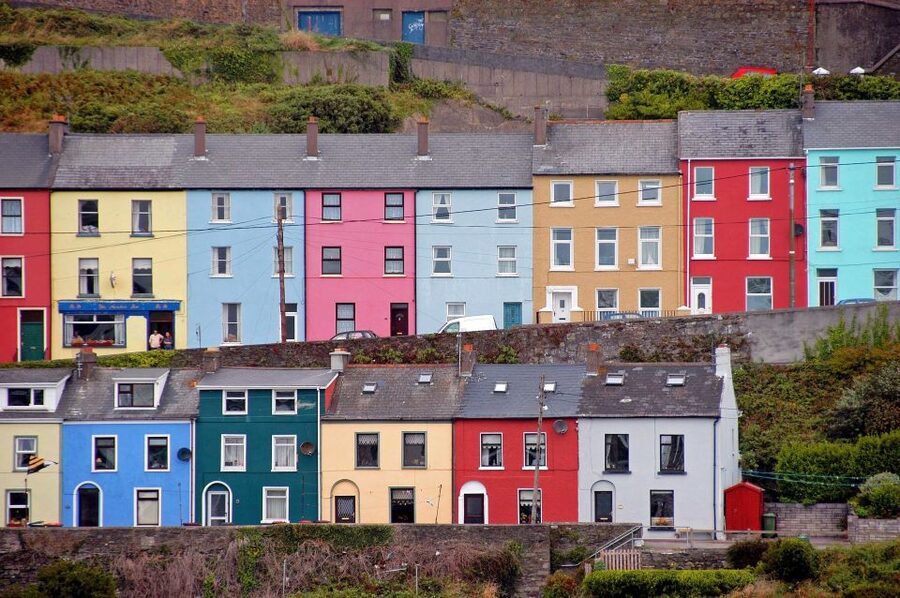 Dublin: Full-Day Tour to Cork, Cobh and Blarney Castle - The scenic journey along Cork Harbour