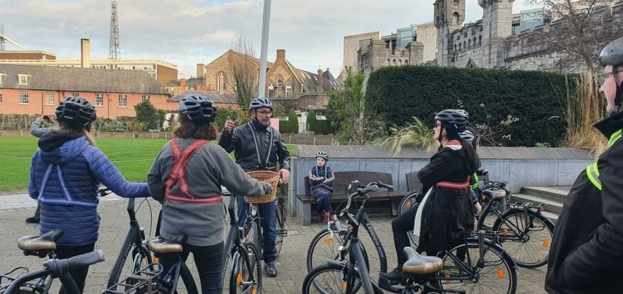Dublin: Guided Bike & E-Bike Tour - Why a Bicycle Is a Good Way to Meet Dublin