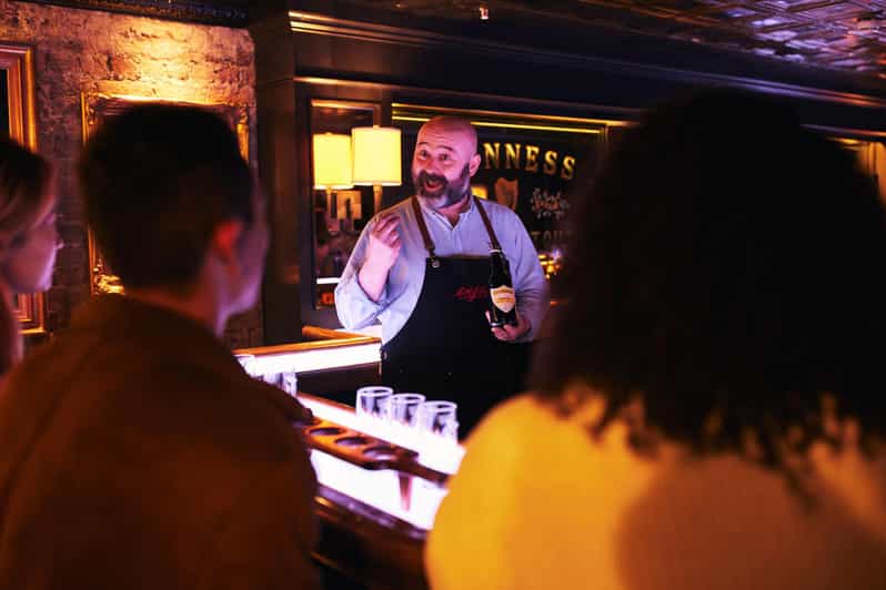 Dublin: Guinness Storehouse Connoisseur Experience - Four Guinness styles, four different lessons