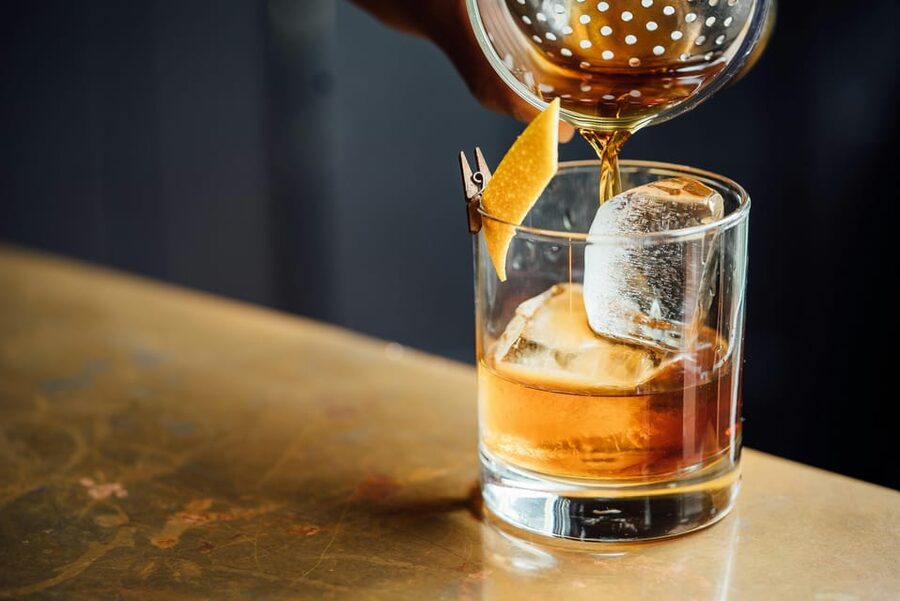 Dublin: Guinness Storehouse, Roe & Co Irish Whiskey Tour - Ending near The Brazen Head
