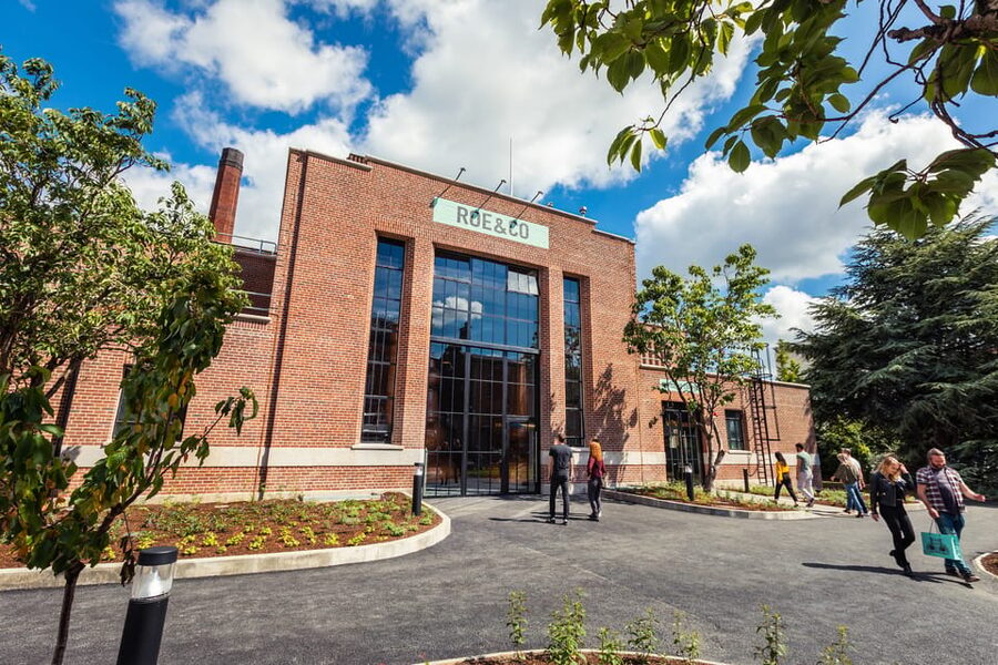 Dublin: Guinness Storehouse, Roe & Co Irish Whiskey Tour - How the guides affect the afternoon
