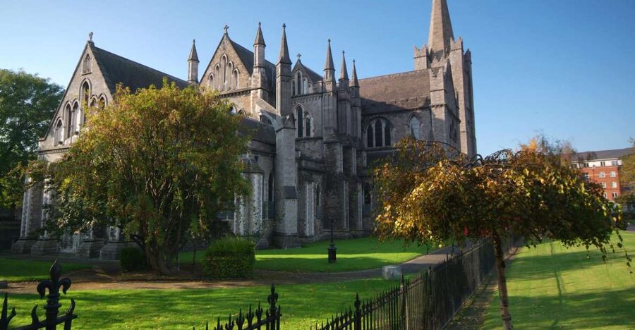 Dublin: Half-Day Private Walking Tour - Medieval Dublin and the city’s difficult past