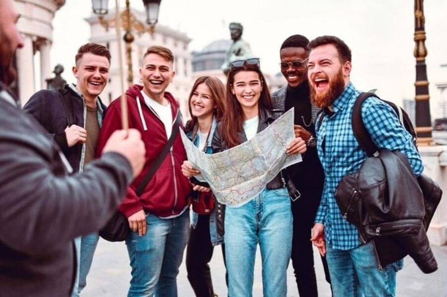 Dublin: Highlights and Hidden Gems Walking Tour - Finishing on Grafton Street with music in the air
