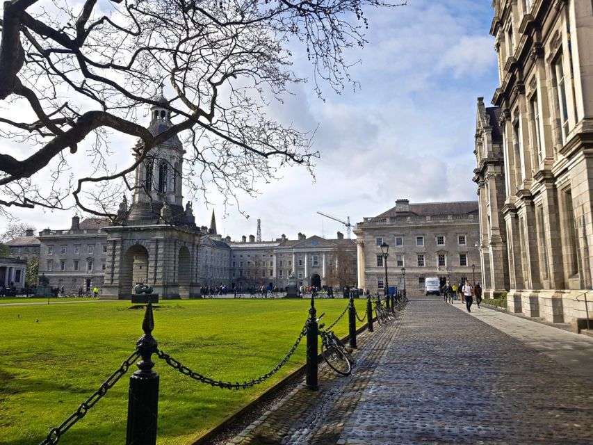 Dublin: Historical and Cultural Historical Walking Tour - The private group price and who gets good value