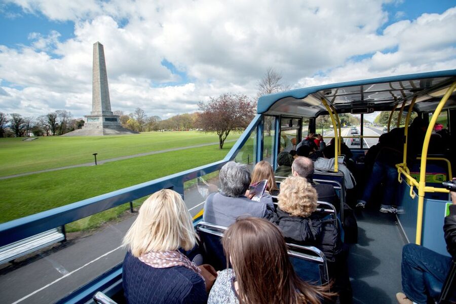 Dublin: Hop-on Hop-off Bus Tour - Phoenix Park and the farther western stops