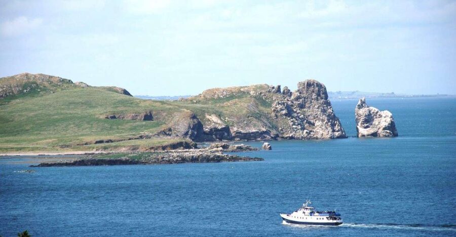 Dublin: Howth Cliffs and Ireland's Eye Boat Cruise - Setting Out From Howth’s West Pier