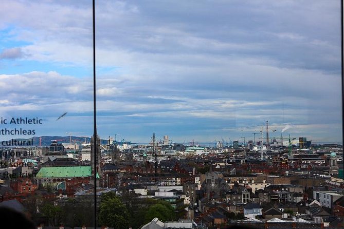 Dublin Jameson Distillery and Guinness Storehouse Guided Tour - Gravity Bar and the included pint