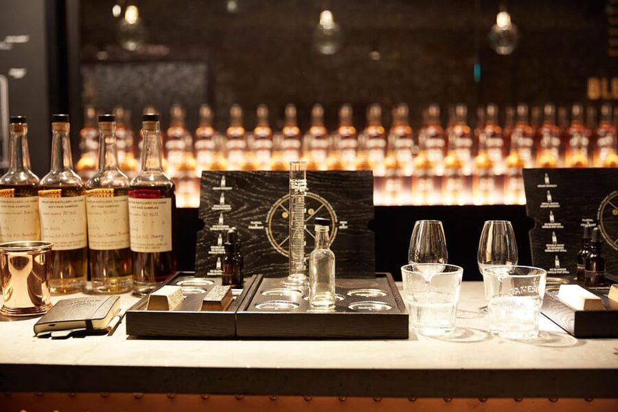 Dublin: Jameson Distillery Whiskey Blending Class - Starting with Jameson Black Barrel