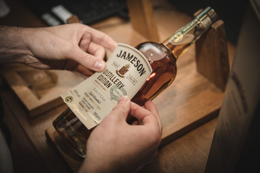 Dublin: Jameson Whiskey Distillery Tour with Tastings - Three stops inside one guided presentation