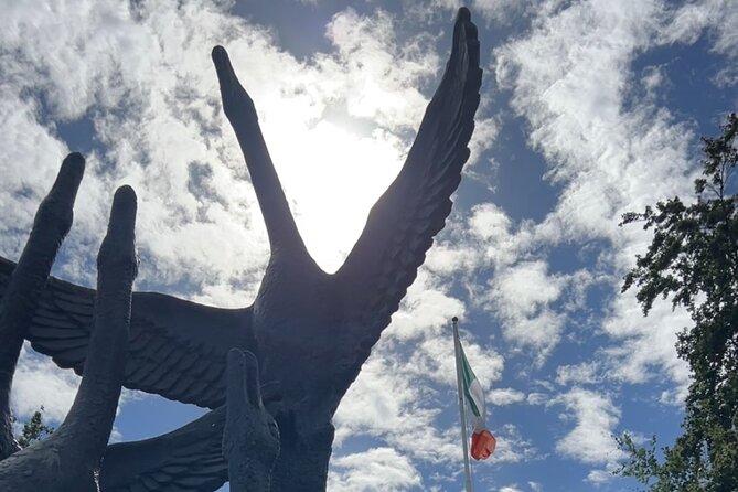 Dublin Mythology and Folklore Tour with Irish Stories and Legends - Grattan Bridge brings folklore into the city view