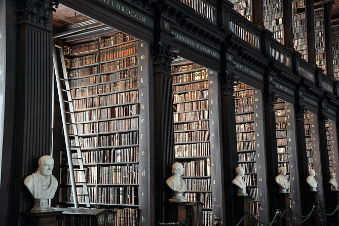 Dublin Off-The-Beaten-Path Private Literary Walking Tour - Taking a literary pause at Bewley’s