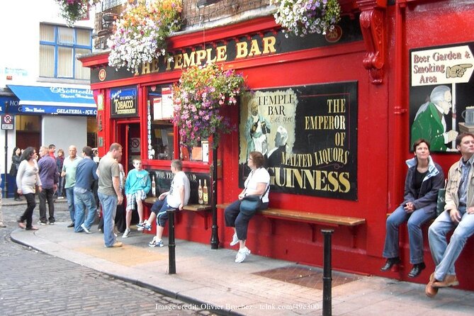 Dublin Off-The-Beaten-Path Private Literary Walking Tour - Starting with Oscar Wilde in Merrion Square