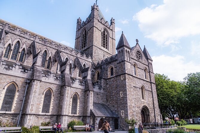Dublin: Private Chauffeur Tour - Dublin Castle and the Dame Street drive
