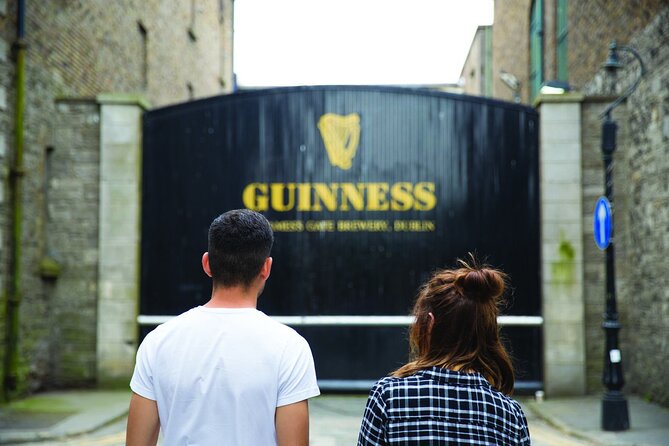 Dublin Private Guinness and Jameson Whiskey Tour with Transfers - Jameson Bow St. and the three-whiskey tasting