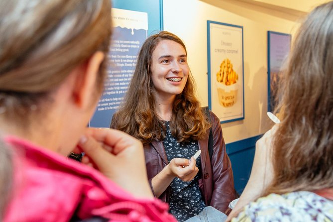 Dublin Private Walking Food Tour With Locals with 10 Tastings - Why the private guide makes a difference