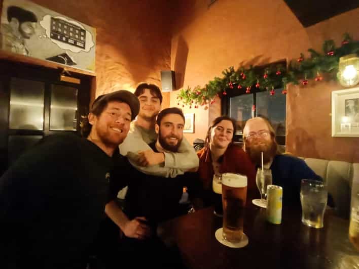 Dublin: Pub Tour. Pour The Perfect Guinness, Whiskey & Music - Starting on Crown Alley in Temple Bar