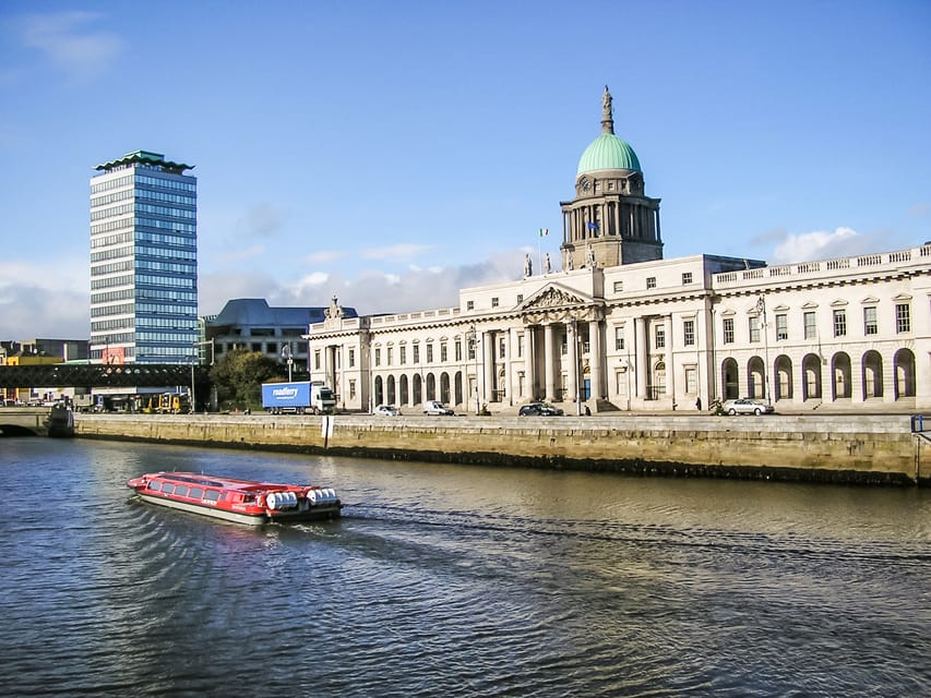 Dublin: River Liffey Sightseeing Cruise - Setting off past Dublin’s bridges