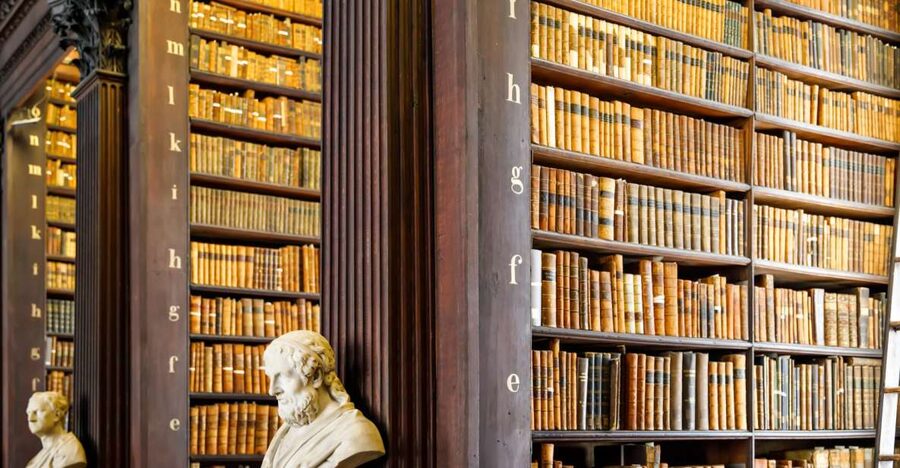 Dublin: Skip-the-line Book of Kells & Old Town Private Tour - Why the Book of Kells deserves the top spot