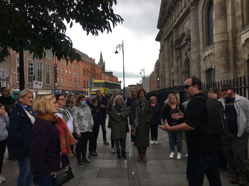 Dublin: Street Food Tour with Local Guide - Five stops, with room to make your own meal