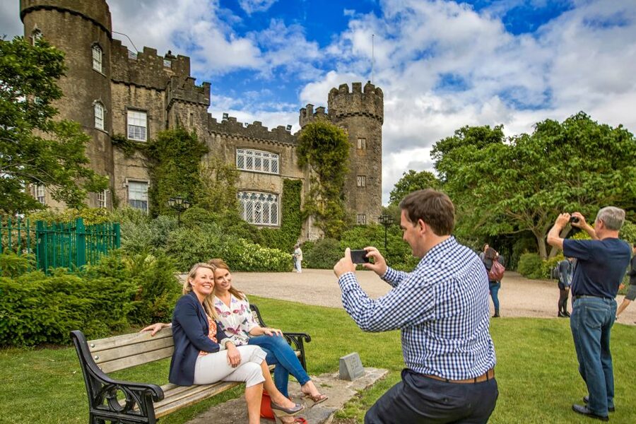 Dublin: The Dublin Pass with Tickets to 40+ Attractions - Cathedrals, Dublin Castle, and the central sights