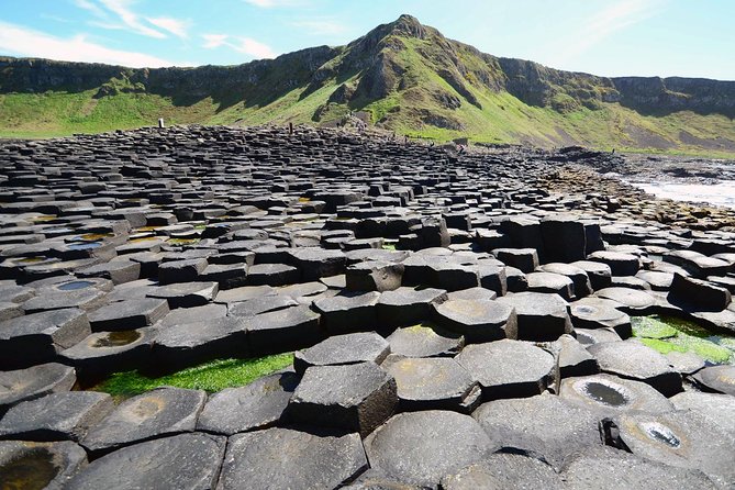 Dublin to Belfast Black Cab, Dunluce Castle and Giant's Causeway - The early start from Dublin