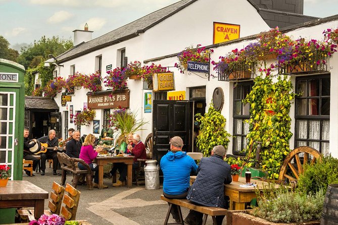 Dublin to Powerscourt, Wicklow, Glendalough Private Guided Tour - Guides who shape the day